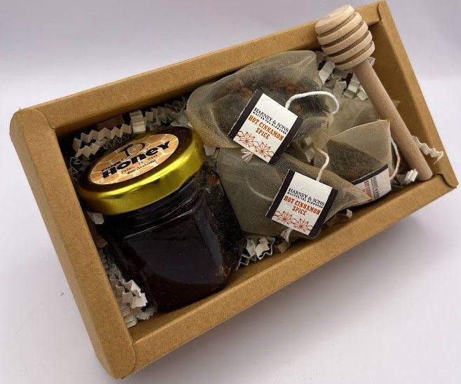 Honey & Tea Gift Set - Small Local Lake Highlands Honey